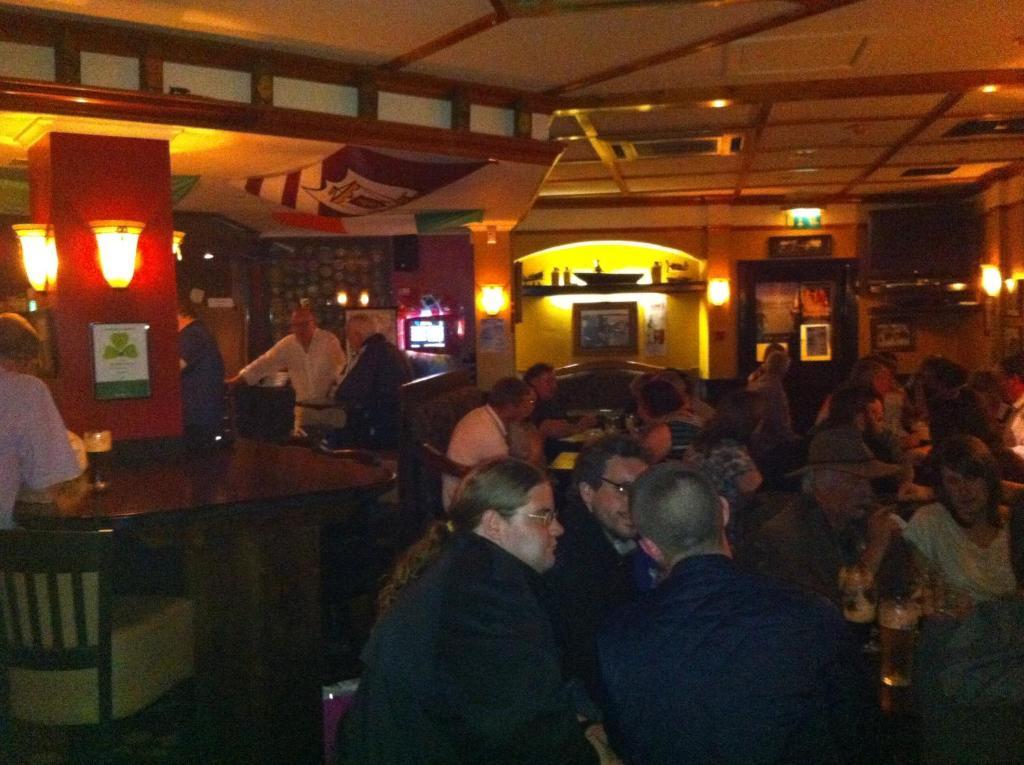 Galway Arms Inn Exterior photo